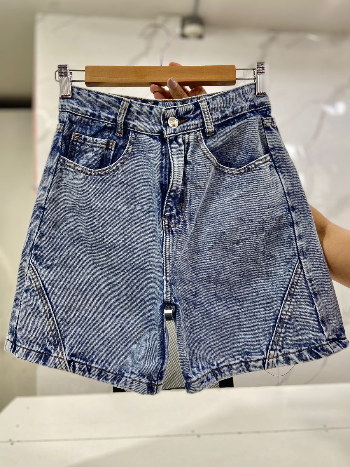 MOM SHORT RIGIDO ISA