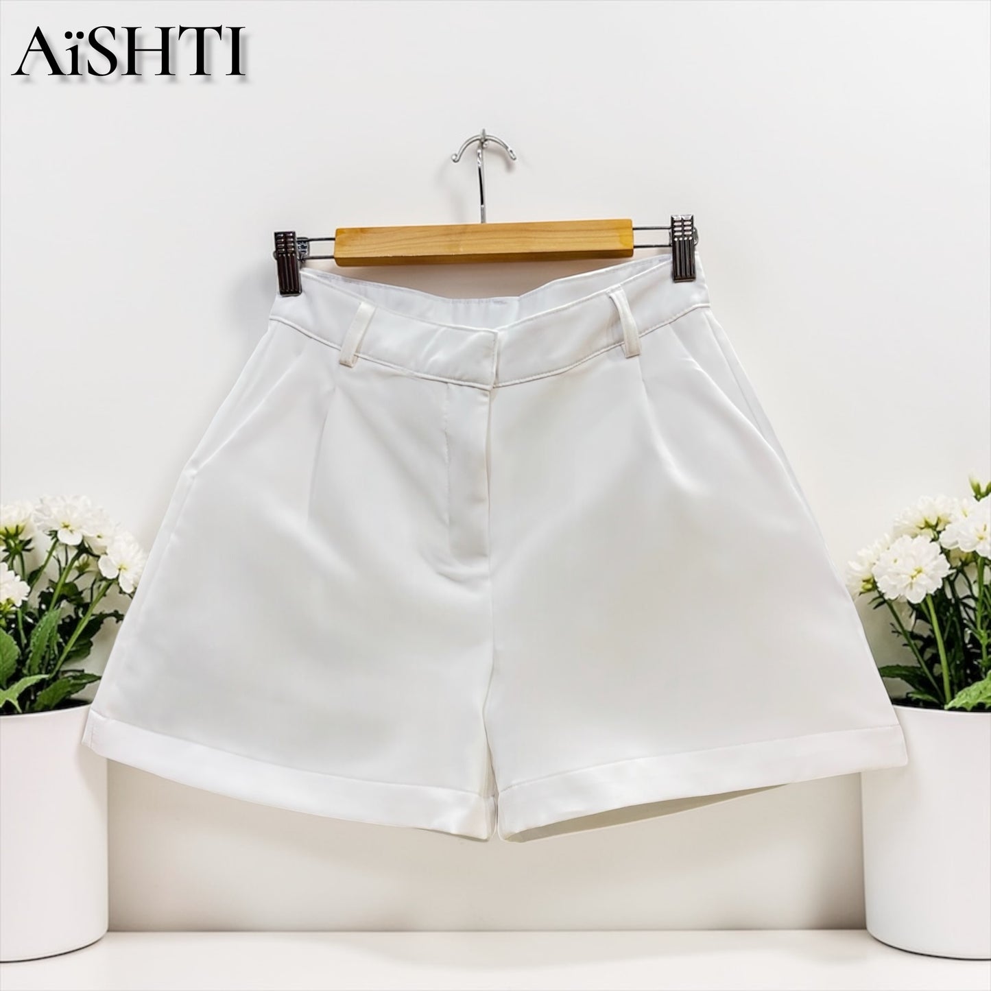 SHORT TELA / SASTRE: TONO BLANCO