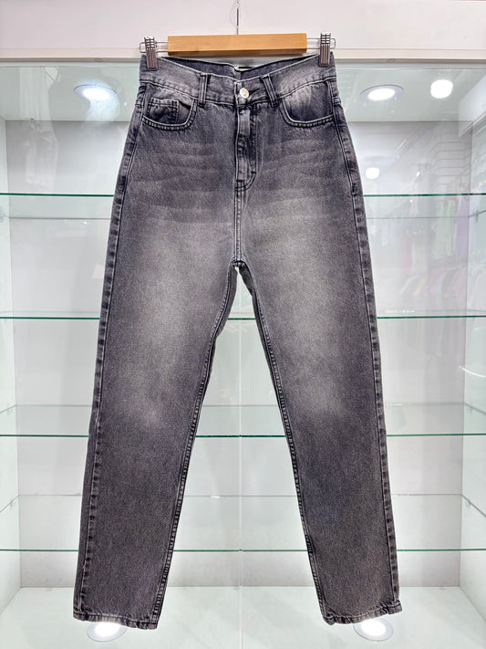 MOM JEANS RÍGIDO / GRIS