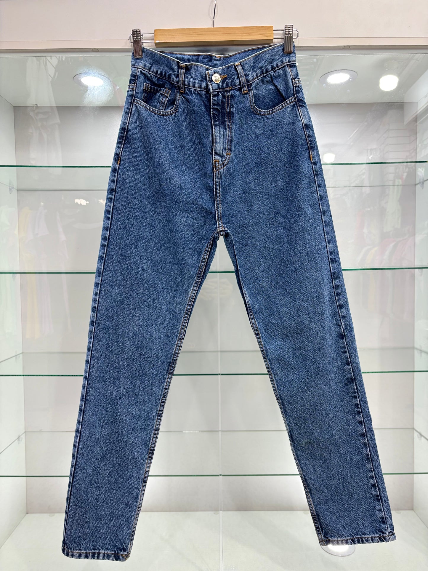 MOM JEANS RÍGIDO/ AZUL PERLADO