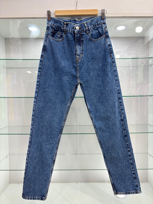 MOM JEANS RÍGIDO/ AZUL PERLADO