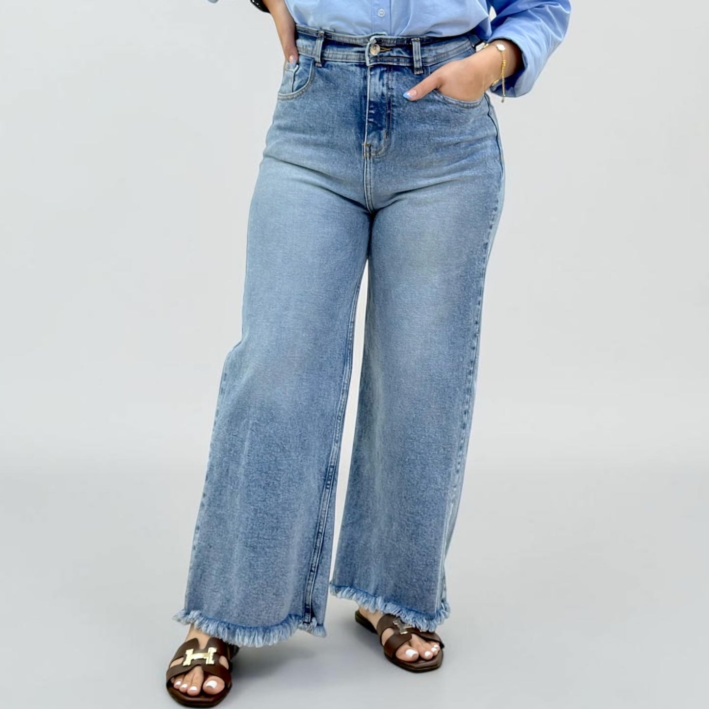 WIDE LEG PETITE DESILACHADO / TONO DEGRADADO